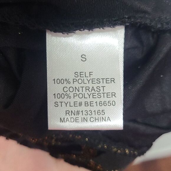 Altar'd State Ruffled Sheer Blouse size Small - Picture 9 of 16